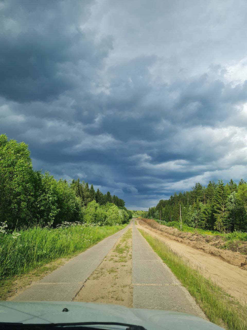До 2027 года на северо-западе Кировской области отремонтируют сеть дорог.
