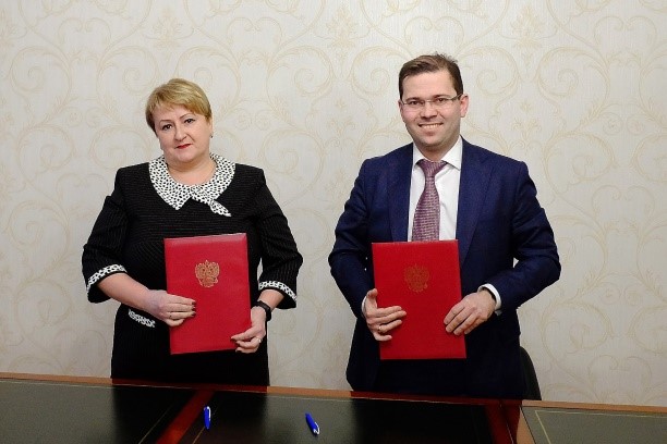 Подписан ряд соглашений о социальном партнерстве с "УРАЛХИМ".